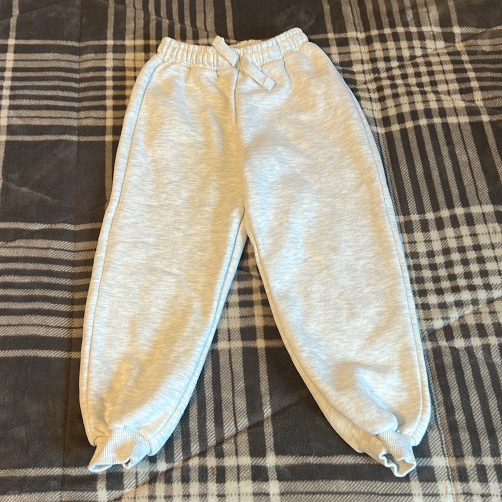 Zara toddler girl grey jogger set - Picture 2 of 3